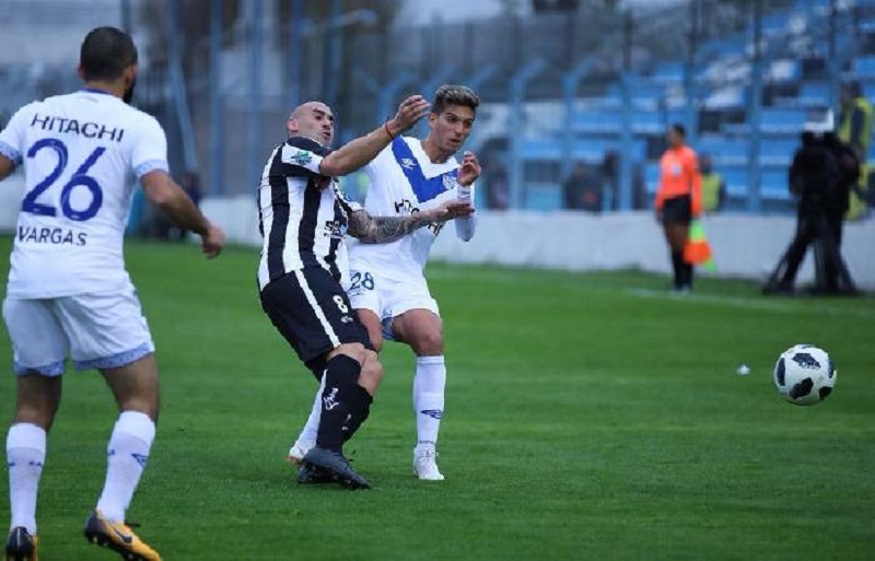 nhan-dinh-racing-club-vs-velez-luc-7h30-ngay-17-6-2022-2