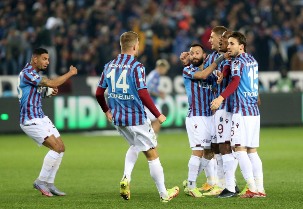 soi-keo-nhan-dinh-trabzonspor-vs-karagumruk-luc-00h00-ngay-23-05-2023