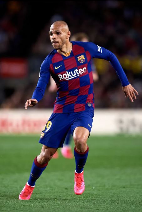 Braithwaite từng nổi lên khi bất ngờ được Barca chiêu mộ vào năm 2020 