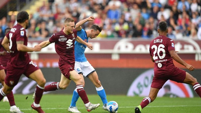 nhan-dinh-torino-vs-napoli-ngay-01-12