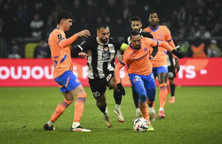 Angers vs Marseille (02:45 – 10/02) | Xem lại trận đấu